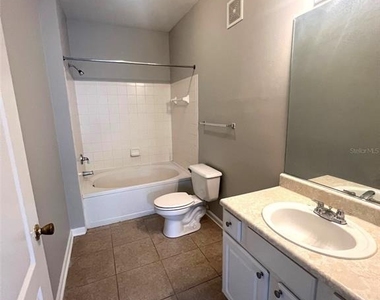 18046 Villa Creek Drive - Photo Thumbnail 7