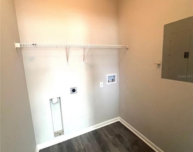 18046 Villa Creek Drive - Photo Thumbnail 11