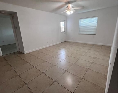 226 Thorn Tree Place - Photo Thumbnail 5