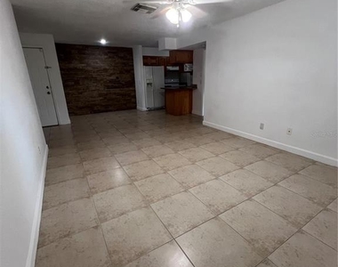 226 Thorn Tree Place - Photo Thumbnail 6