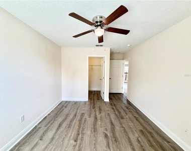 19522 Whispering Brook Drive - Photo Thumbnail 28