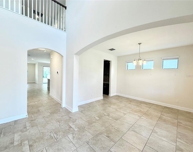 19522 Whispering Brook Drive - Photo Thumbnail 35