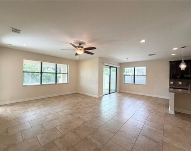 19522 Whispering Brook Drive - Photo Thumbnail 10