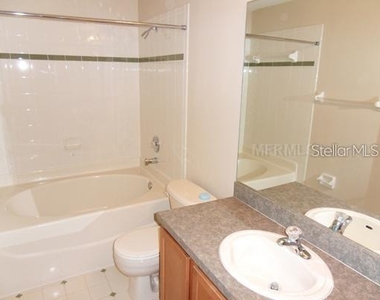 9410 Charlesberg Drive - Photo Thumbnail 8
