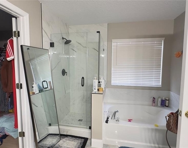 2727 Amanda Kay Way - Photo Thumbnail 22