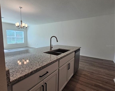 9377 Westside Hills Drive - Photo Thumbnail 19