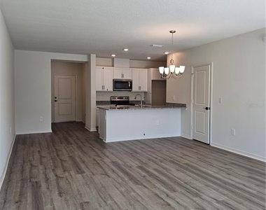 9377 Westside Hills Drive - Photo Thumbnail 22