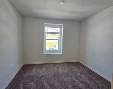 9377 Westside Hills Drive - Photo Thumbnail 36