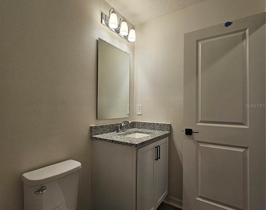 9377 Westside Hills Drive - Photo Thumbnail 34