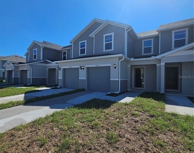 9377 Westside Hills Drive - Photo Thumbnail 15