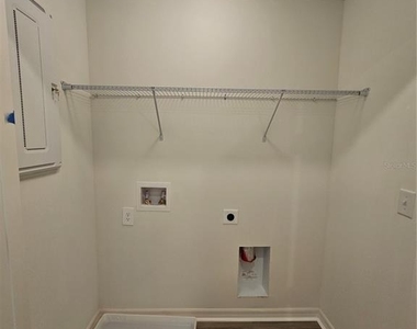 9377 Westside Hills Drive - Photo Thumbnail 30