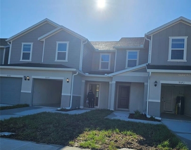 9377 Westside Hills Drive - Photo Thumbnail 13