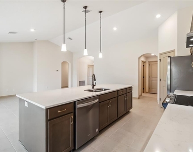 4255 Tucker Avenue - Photo Thumbnail 24