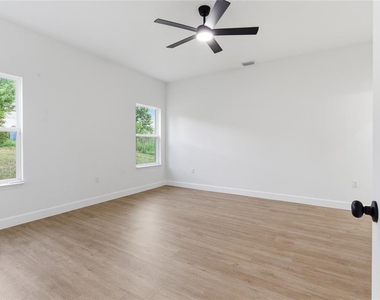 4612 Sw 132nd Street - Photo Thumbnail 14