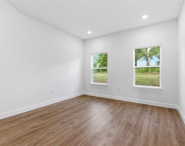 4612 Sw 132nd Street - Photo Thumbnail 20