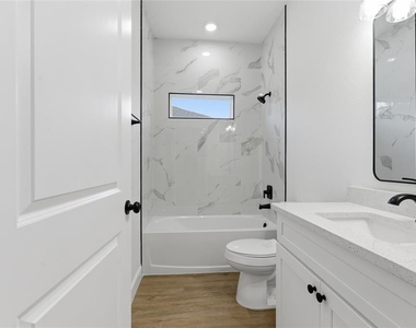 4612 Sw 132nd Street - Photo Thumbnail 13