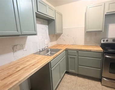 625 19th Street - Photo Thumbnail 12