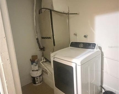 625 19th Street - Photo Thumbnail 9