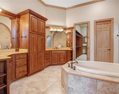 11050 Coniston Way - Photo Thumbnail 30