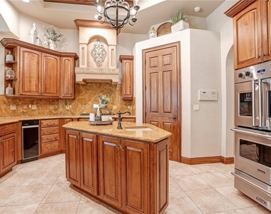 11050 Coniston Way - Photo Thumbnail 13
