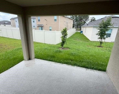1511 Catbriar Way - Photo Thumbnail 31