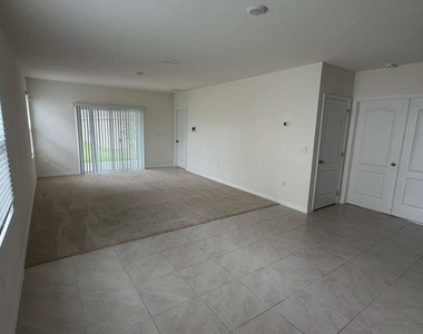 1511 Catbriar Way - Photo Thumbnail 16