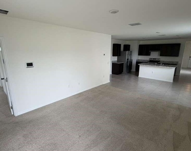1511 Catbriar Way - Photo Thumbnail 14