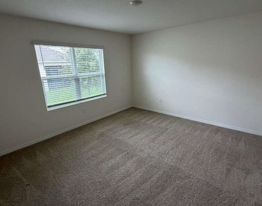 1511 Catbriar Way - Photo Thumbnail 21