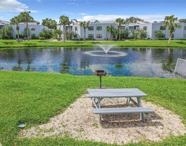 3816 Southpointe Drive - Photo Thumbnail 9