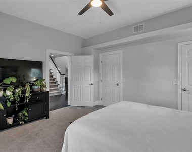 109 Van Fleet Court - Photo Thumbnail 16