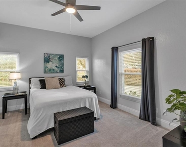 109 Van Fleet Court - Photo Thumbnail 15