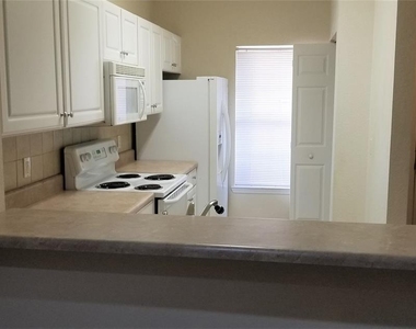 4950 Nw 44th Lane - Photo Thumbnail 12