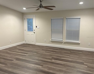 10699 Quiet Cove Road - Photo Thumbnail 7