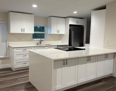 10699 Quiet Cove Road - Photo Thumbnail 4