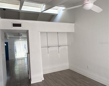 500 N Jefferson Avenue - Photo Thumbnail 6