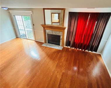2427 Linksman Lane - Photo Thumbnail 21