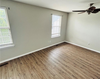 2427 Linksman Lane - Photo Thumbnail 41