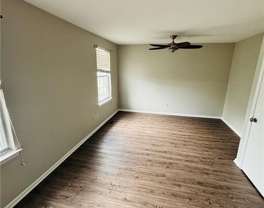 2427 Linksman Lane - Photo Thumbnail 40