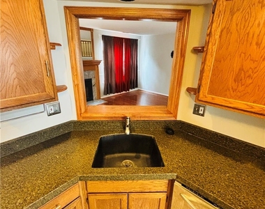 2427 Linksman Lane - Photo Thumbnail 10
