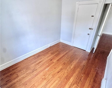 501 W Allen Street - Photo Thumbnail 13