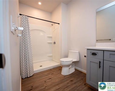 803 Atlantic Street - Photo Thumbnail 23