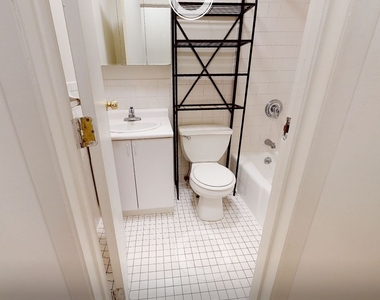216 East 85th Street - Photo Thumbnail 1