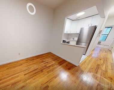 216 East 85th Street - Photo Thumbnail 3