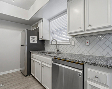 6700 Escondido Drive - Photo Thumbnail 6
