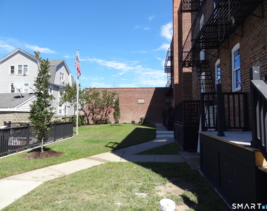2806 Fairfield Avenue - Photo Thumbnail 17