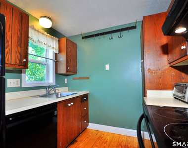 349 Allen Road - Photo Thumbnail 14