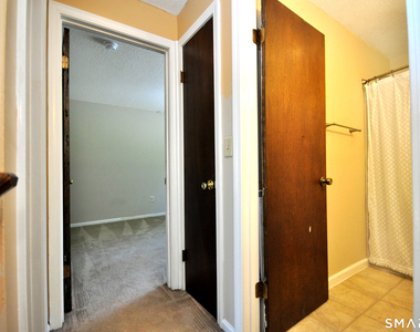 349 Allen Road - Photo Thumbnail 20
