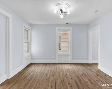 55 Admiral Street - Photo Thumbnail 4
