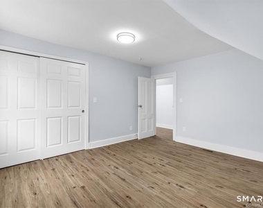 55 Admiral Street - Photo Thumbnail 24