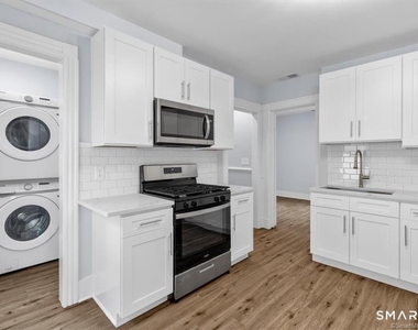 55 Admiral Street - Photo Thumbnail 7